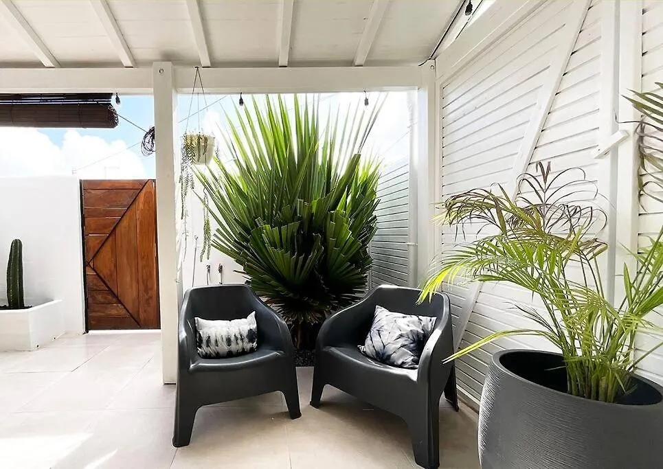 Port-Louis Surf House Apartment